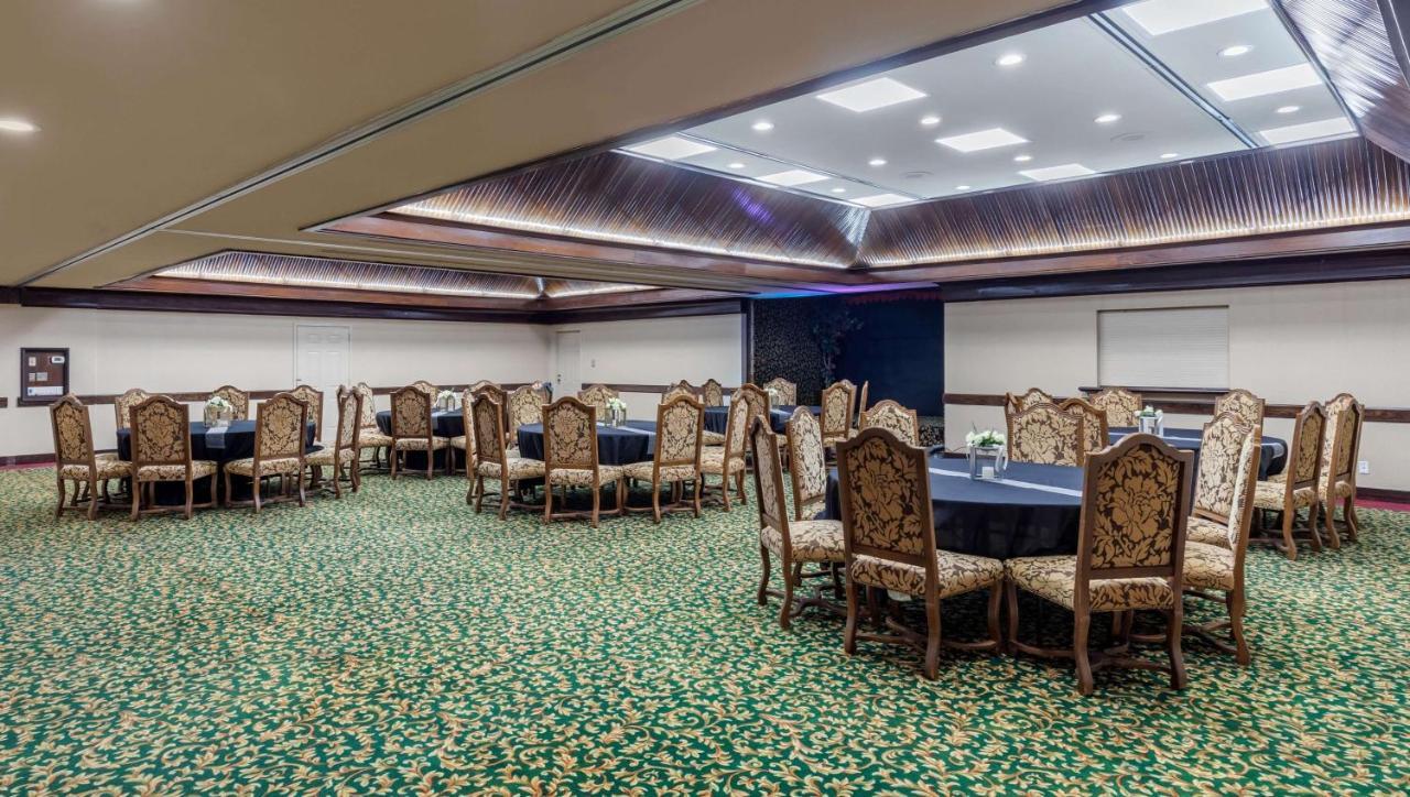 Magnuson Grand Hotel And Conference Center Tyler Esterno foto