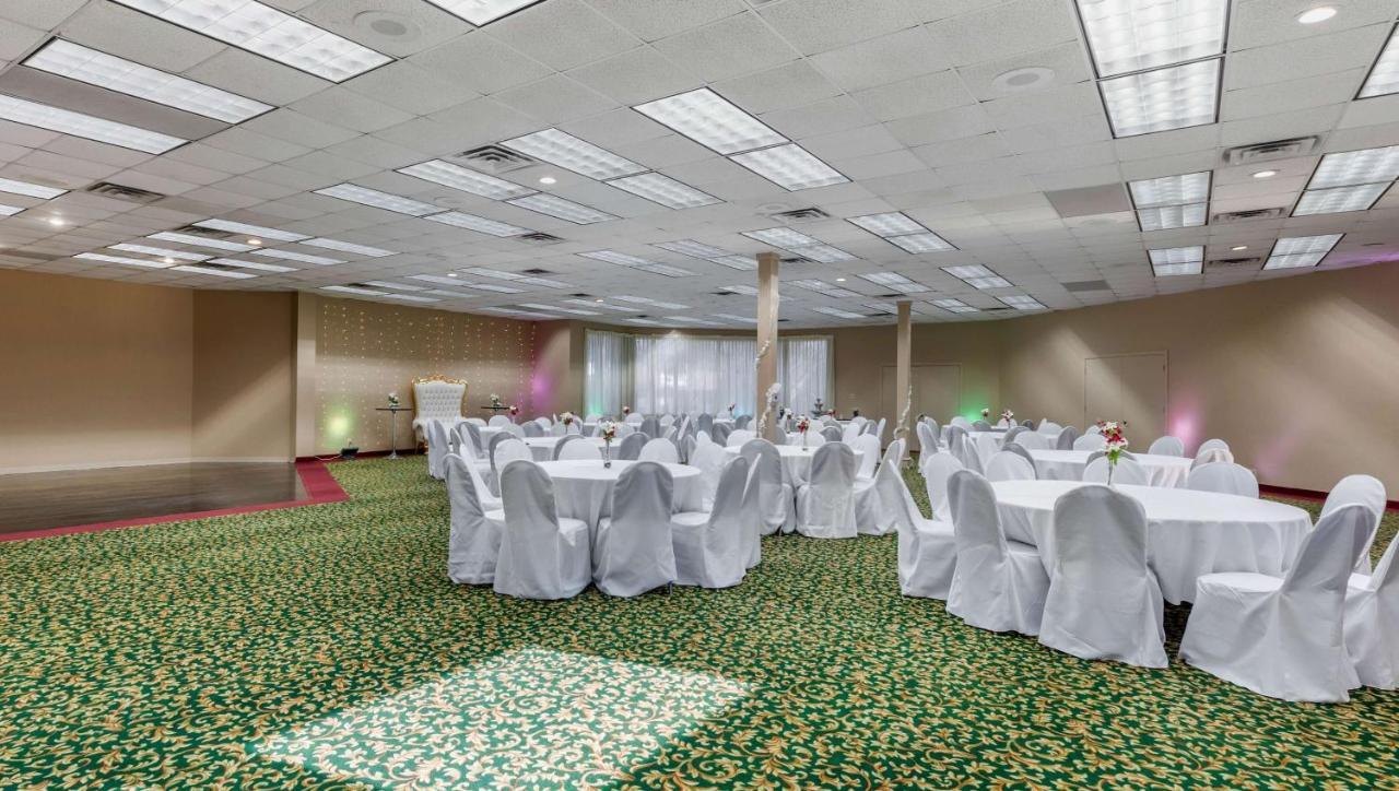 Magnuson Grand Hotel And Conference Center Tyler Esterno foto